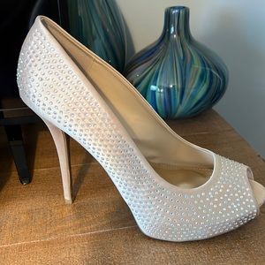 Blingy Blush heels by Jennifer Lopez. Size 10. New in box. Never worn